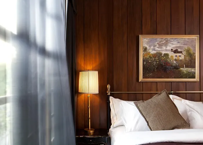 Hotel Publishing (adults Only)